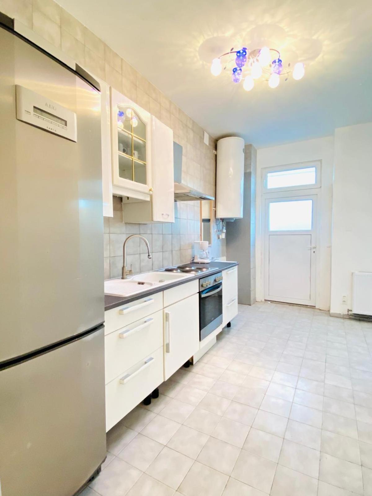 Bright 5Br Shared Apartment W Great Transport Link 维也纳 外观 照片