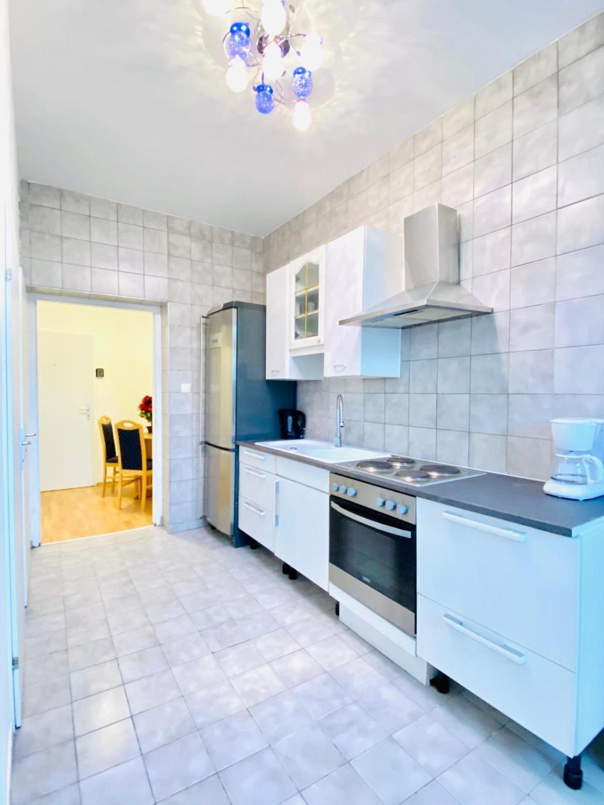 Bright 5Br Shared Apartment W Great Transport Link 维也纳 外观 照片