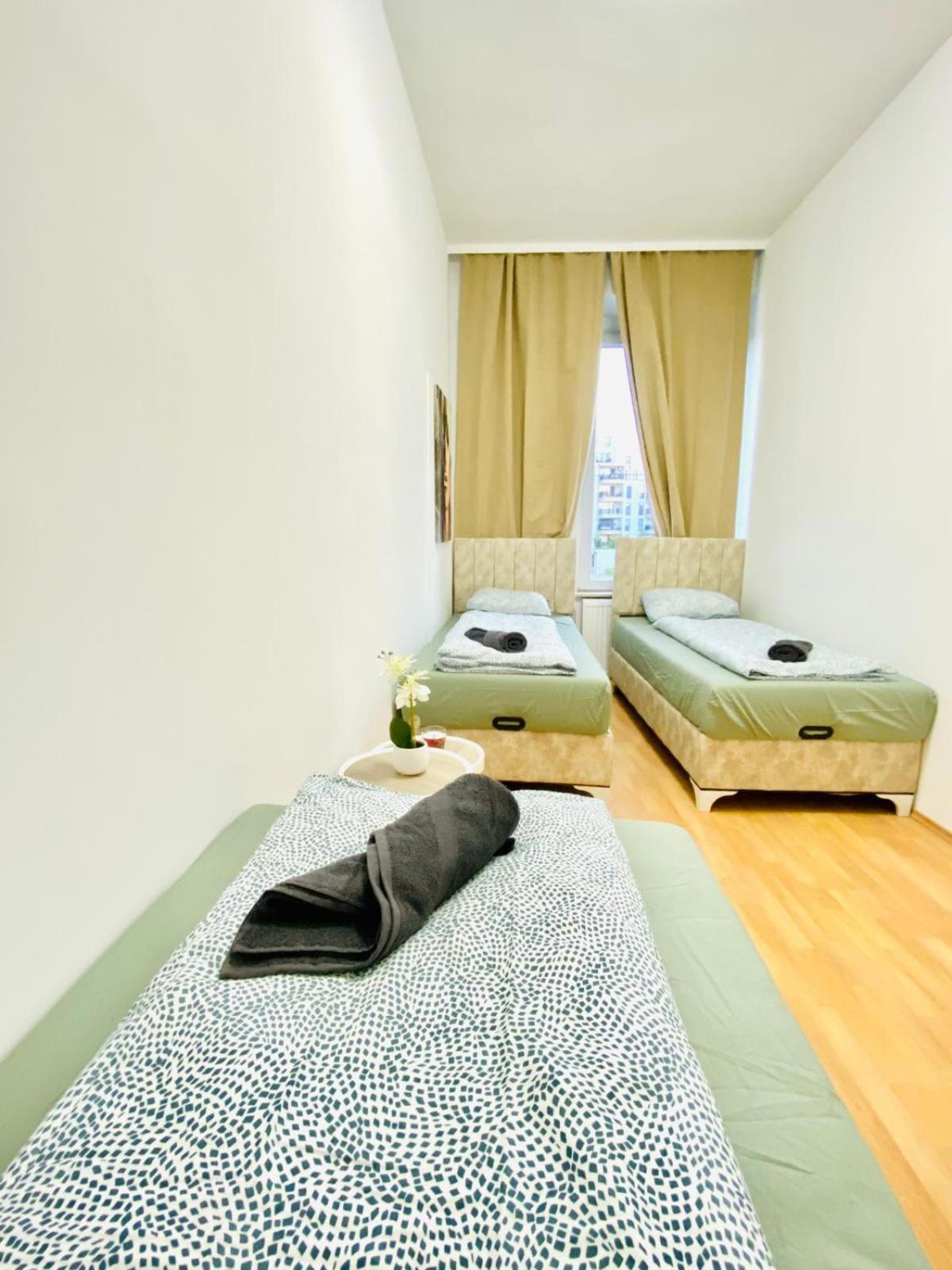 Bright 5Br Shared Apartment W Great Transport Link 维也纳 外观 照片