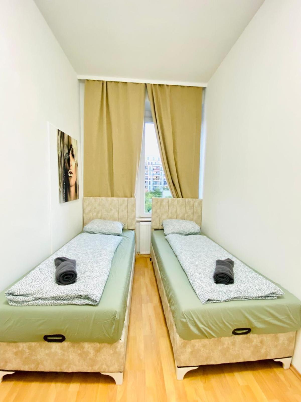 Bright 5Br Shared Apartment W Great Transport Link 维也纳 外观 照片