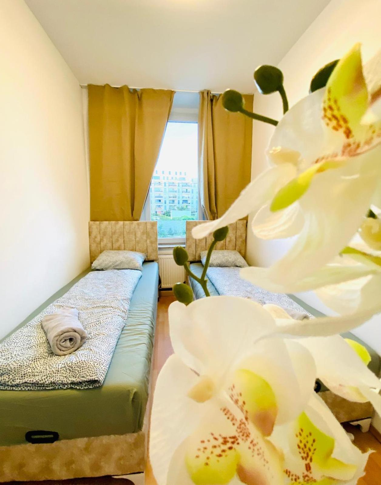 Bright 5Br Shared Apartment W Great Transport Link 维也纳 外观 照片