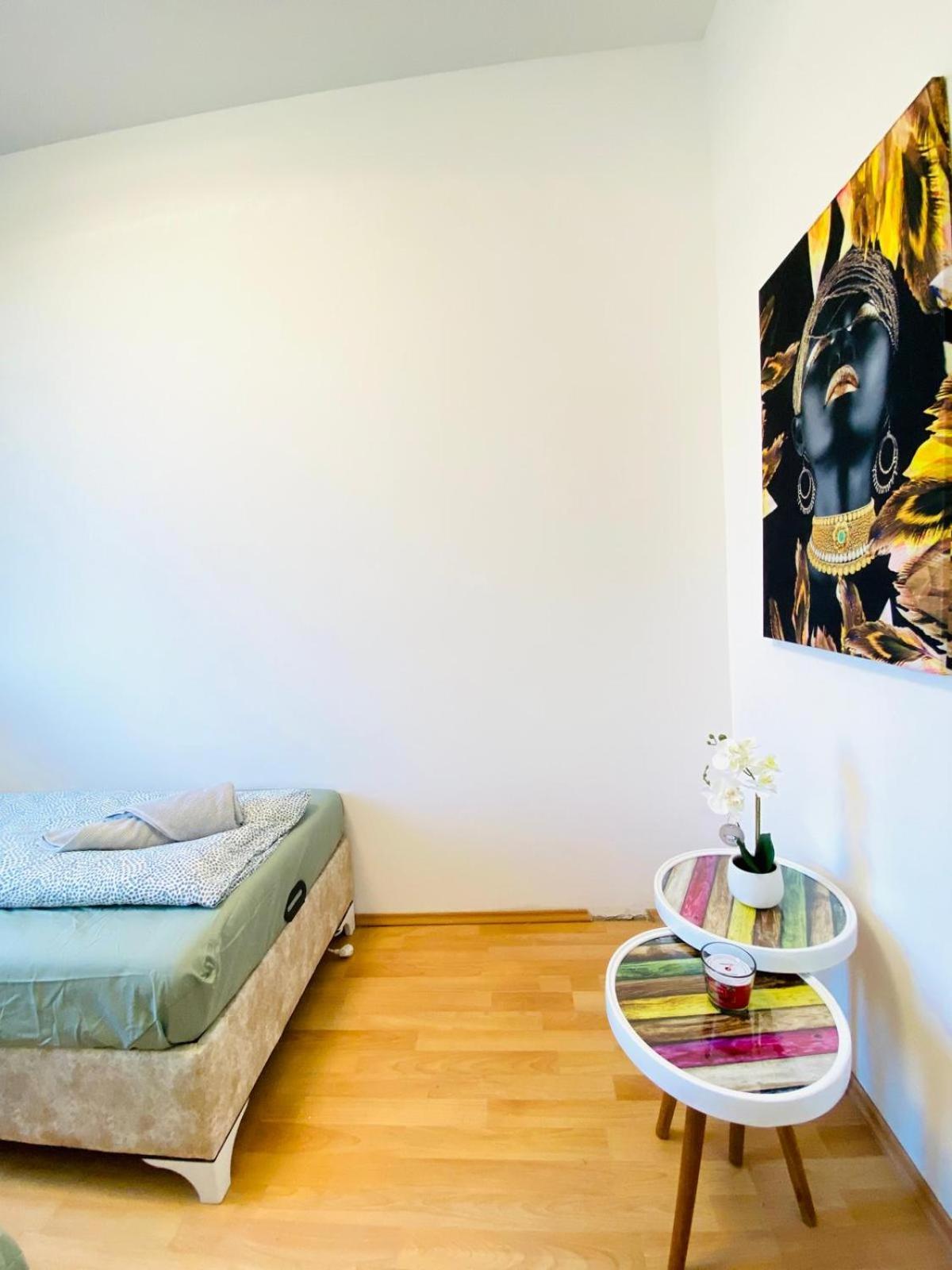 Bright 5Br Shared Apartment W Great Transport Link 维也纳 外观 照片